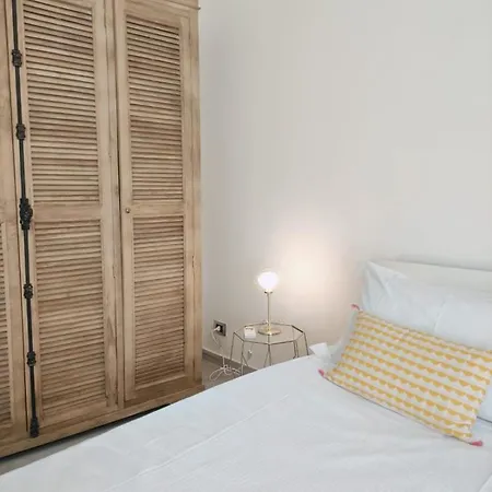 Ostro -